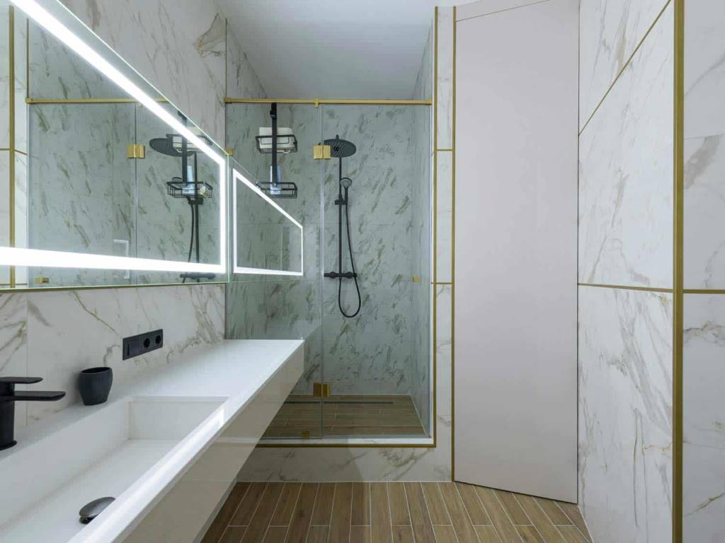 choosing shower glass for your home 3 VanGlaze - sliding glass shower doors in Burnaby & Langley