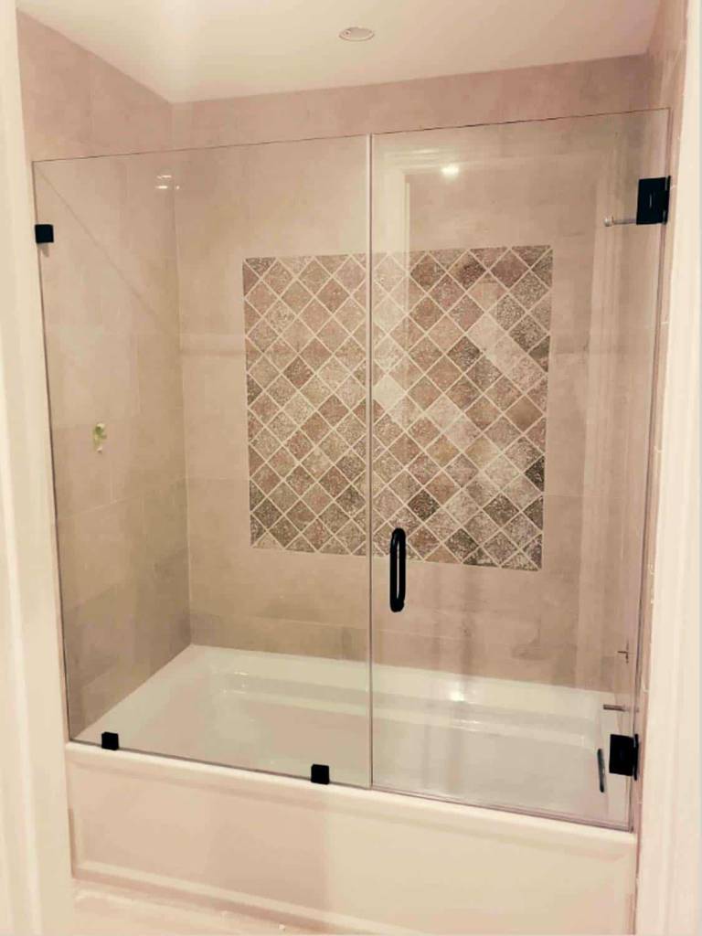 VanGlaze - Swing glass shower Door on Bathtub