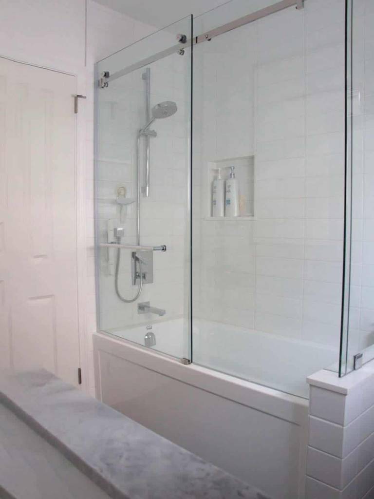VanGlaze - Sliding Door Shower Glass on Bathtub