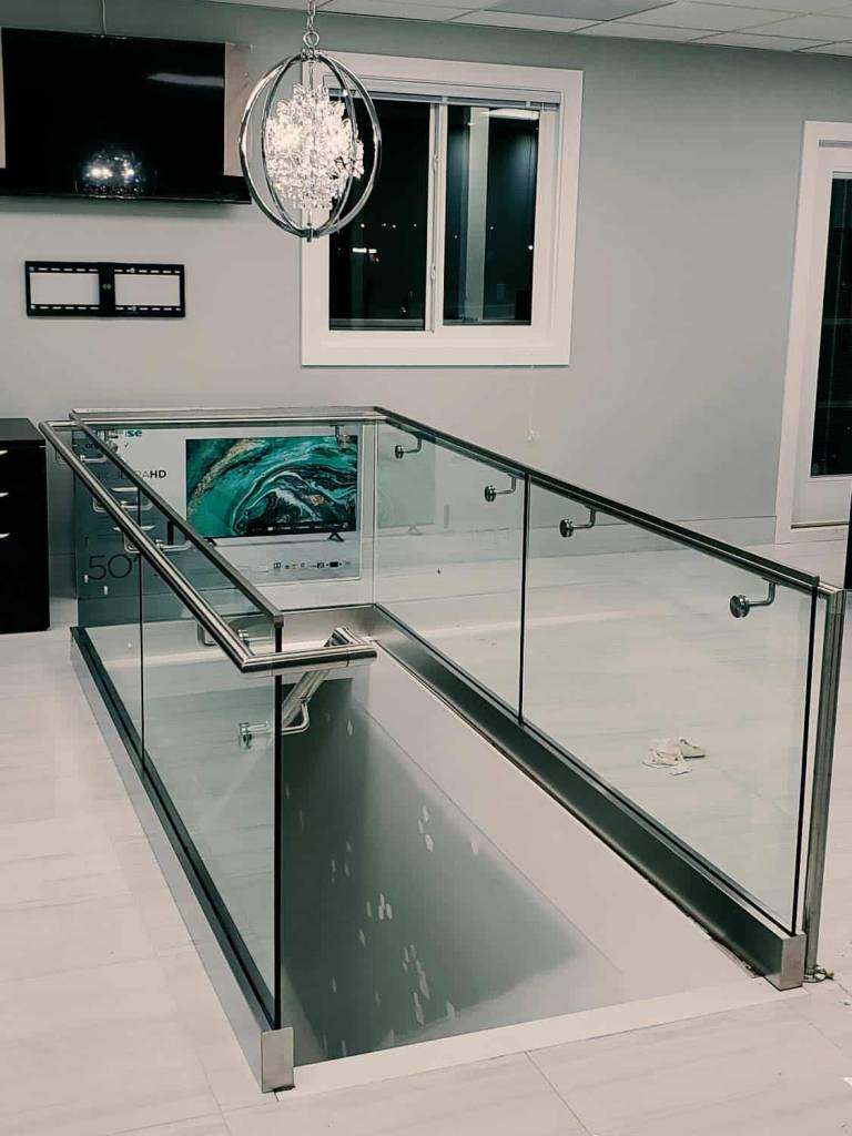 VanGlaze - base Shoe Glass railing