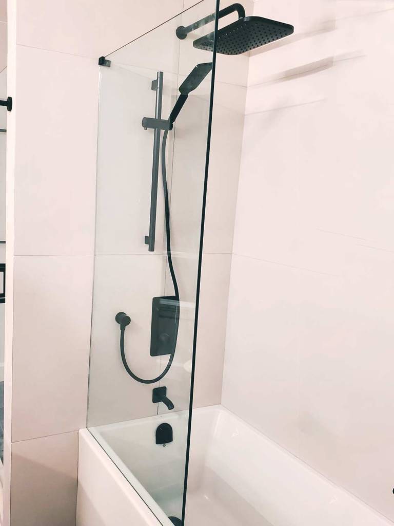VanGlaze - Fixed Shower Glass Panels in Langley & Burnaby