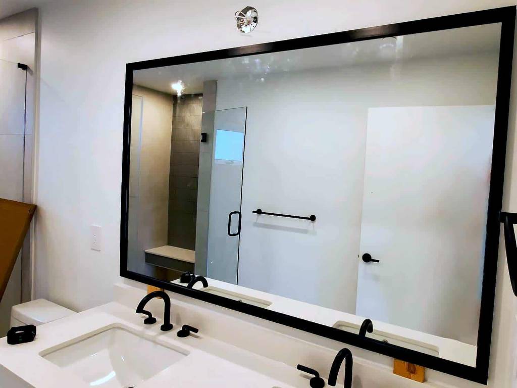 VanGlaze - Customized Mirror