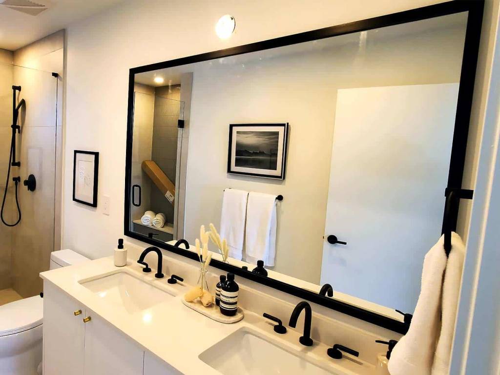 VanGlaze - Customized Mirror