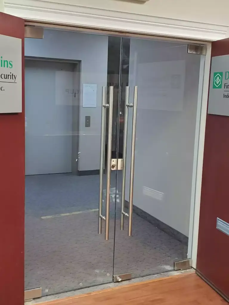 VanGlaze - glass swing door