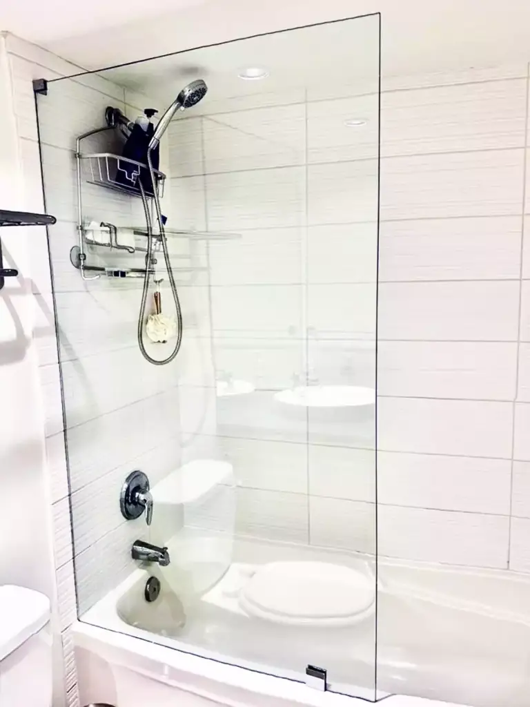 VanGlaze - Fixed glass Shower Panels in Langley & Burnaby