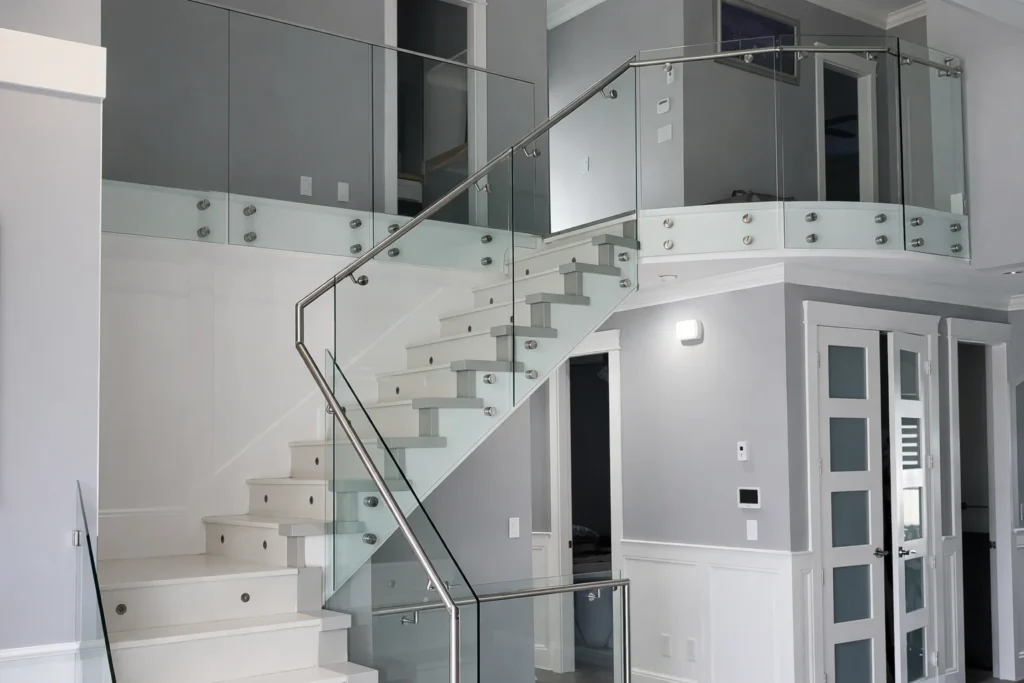 custom-glass-railing-coquitlam-port-moody