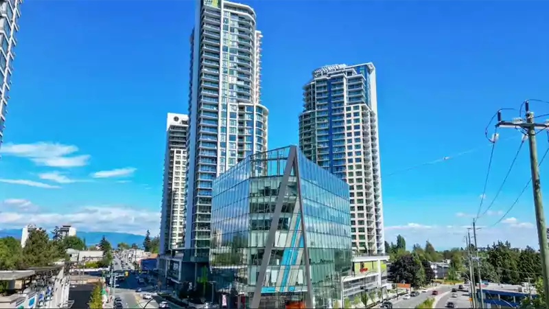 providing glass shower doors services in edmonds