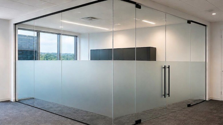 Glass Office Partitions vs. Drywall Offices: Pros, Cons & Key Differences 3 Picture1