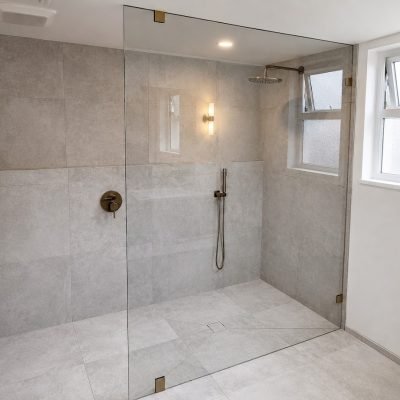 Full height fixed panel shower glass