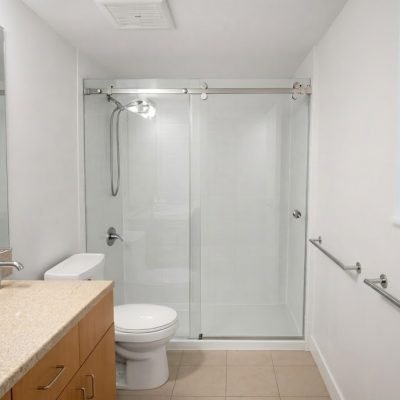 Sliding shower door